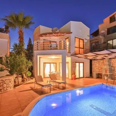 Yeni With Private Pool& Sea View 카스
