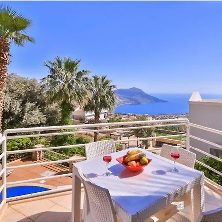 Yeni With Private Pool& Sea View 카스